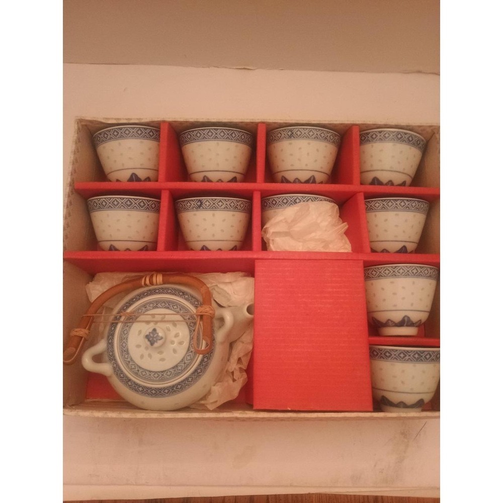 Vintage Asian Tea Set - 12 PC Set In A Box